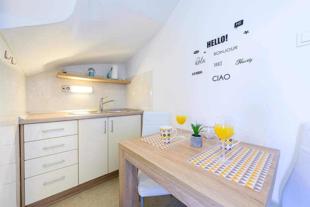 Ive Apartment Mlini